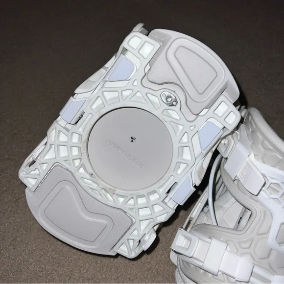 Flow Snowboard Bindings (OMNI) - Picture 7 of 16